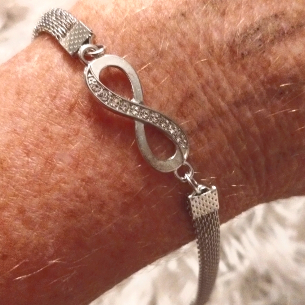Designer Bracelet (NEW)